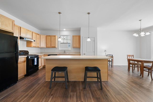 503 Soprano DRIVE, Lake Geneva, WI 53147