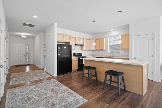 503 Soprano DRIVE, Lake Geneva, WI 53147
