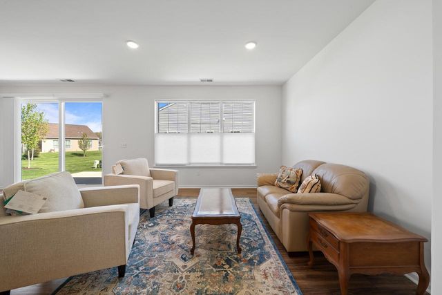 503 Soprano DRIVE, Lake Geneva, WI 53147
