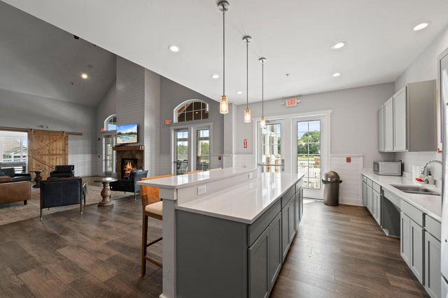 503 Soprano DRIVE, Lake Geneva, WI 53147