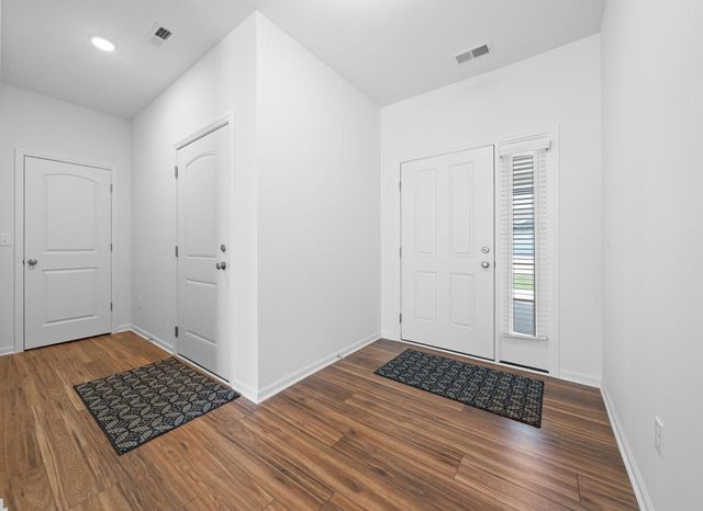 503 Soprano DRIVE, Lake Geneva, WI 53147