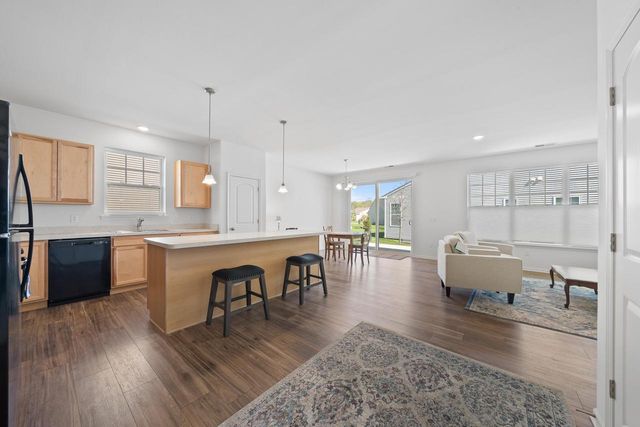 503 Soprano DRIVE, Lake Geneva, WI 53147