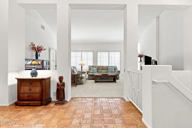 750 Manor Ridge Road, Santa Paula, CA 93060