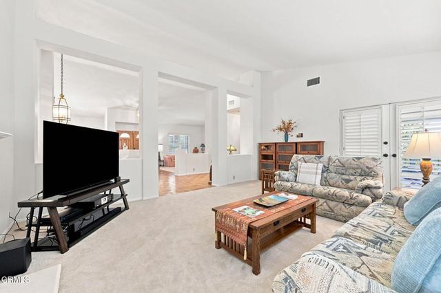 750 Manor Ridge Road, Santa Paula, CA 93060