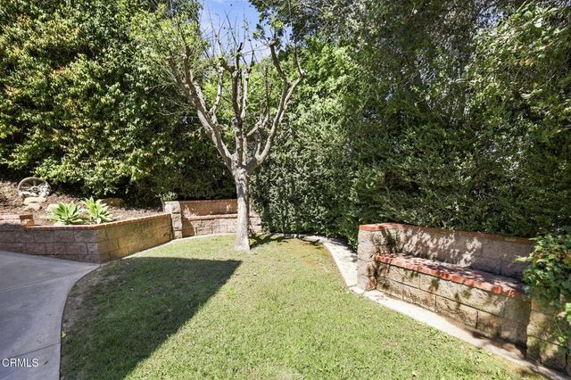 750 Manor Ridge Road, Santa Paula, CA 93060