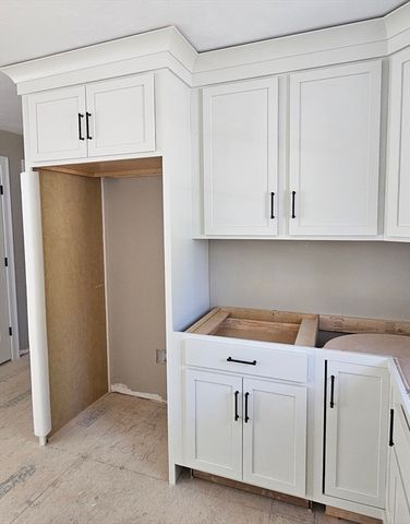 17 Paul Road, Middleboro, MA 02346