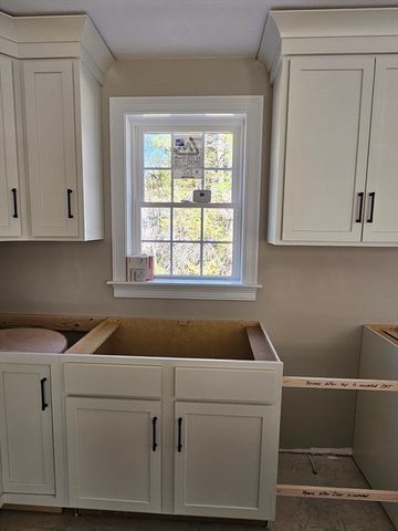 17 Paul Road, Middleboro, MA 02346