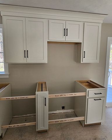 17 Paul Road, Middleboro, MA 02346