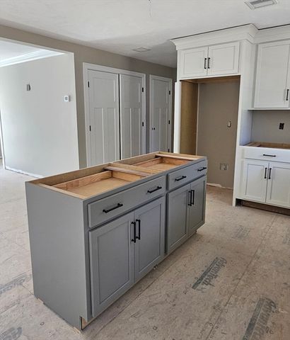 17 Paul Road, Middleboro, MA 02346