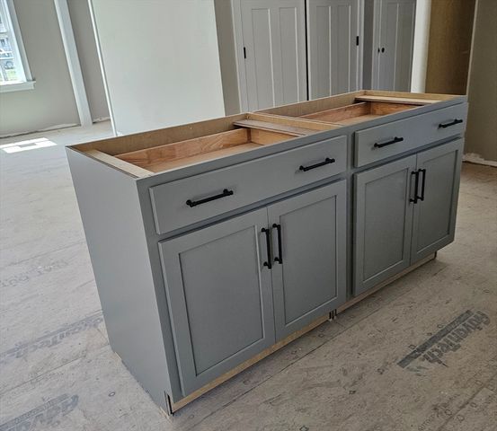 17 Paul Road, Middleboro, MA 02346