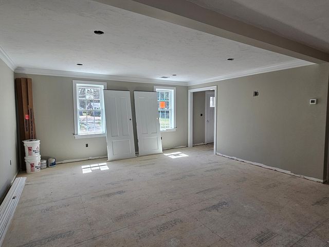 17 Paul Road, Middleboro, MA 02346