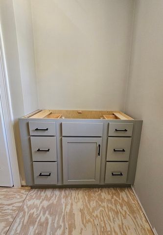 17 Paul Road, Middleboro, MA 02346