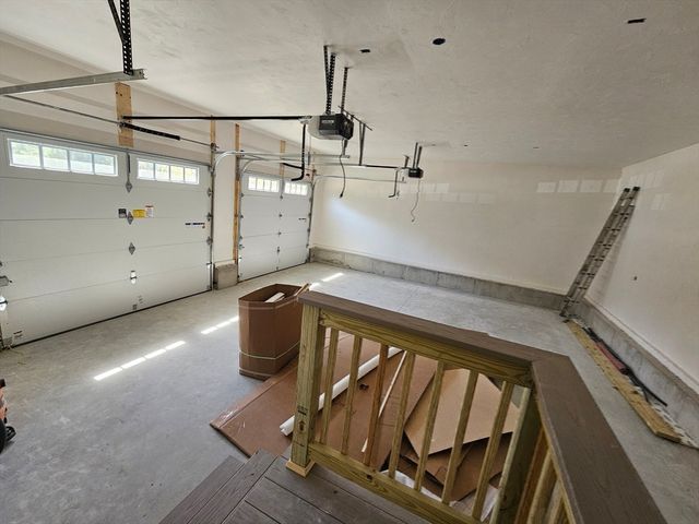 17 Paul Road, Middleboro, MA 02346