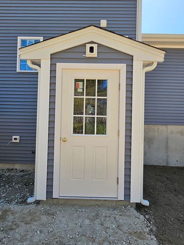 17 Paul Road, Middleboro, MA 02346