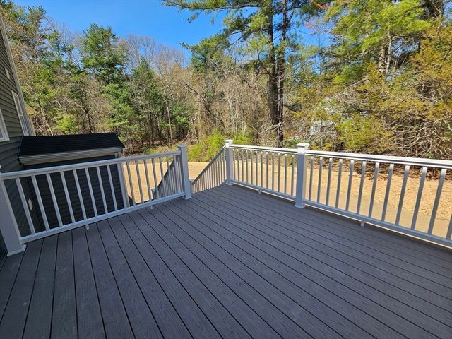 17 Paul Road, Middleboro, MA 02346