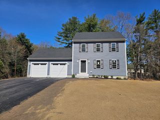 17 Paul Road, Middleboro, MA 02346