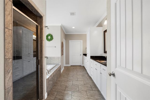 41 North Shore Circle, Waco, TX 76708