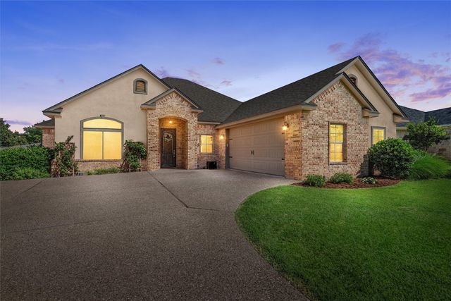 41 North Shore Circle, Waco, TX 76708