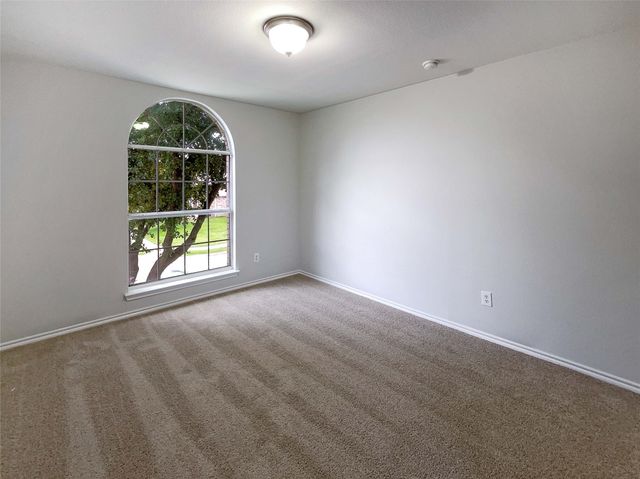 1207 Whitecreek Drive, Glenn Heights, TX 75154