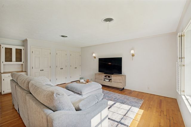 2615 Glenwood Lane, Denton, TX 76209