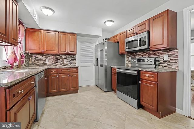 36 MOSSHILL LN, Willingboro, NJ 08046