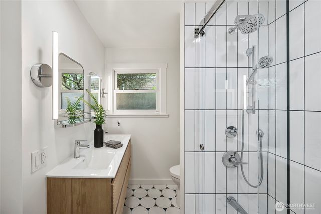 4903 50th Avenue S, Seattle, WA 98118