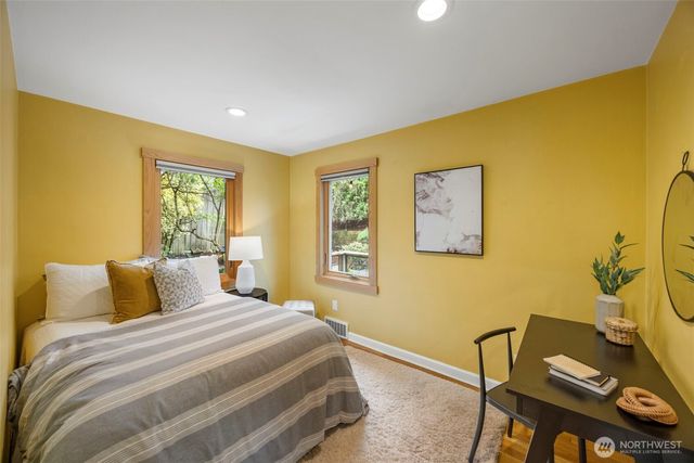4903 50th Avenue S, Seattle, WA 98118