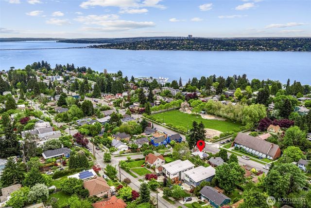 4903 50th Avenue S, Seattle, WA 98118