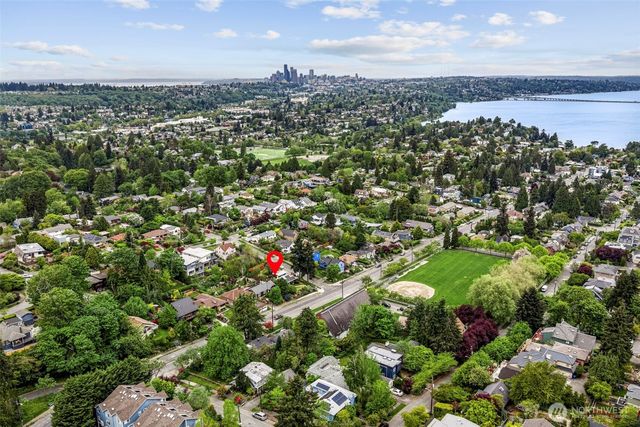 4903 50th Avenue S, Seattle, WA 98118