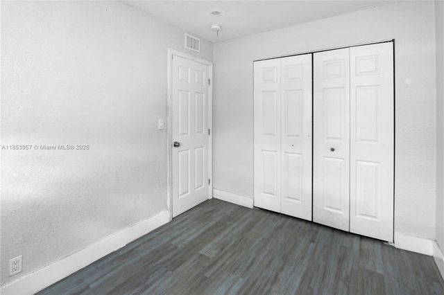 441 NW 12th St, Florida City, FL 33034