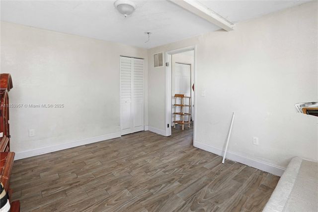 441 NW 12th St, Florida City, FL 33034