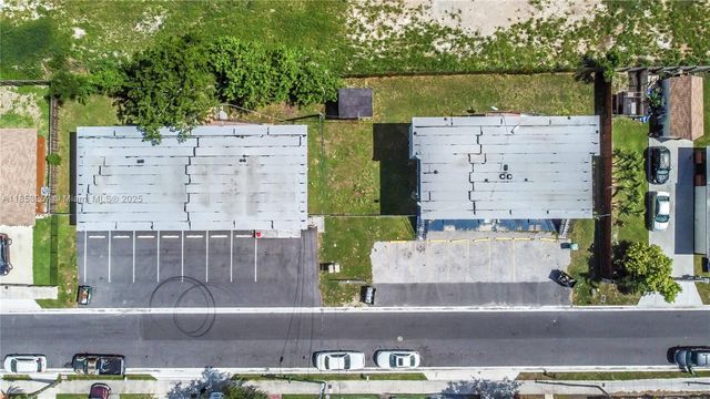 441 NW 12th St, Florida City, FL 33034