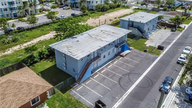 441 NW 12th St, Florida City, FL 33034