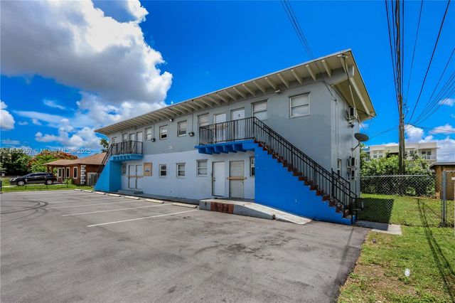 441 NW 12th St, Florida City, FL 33034