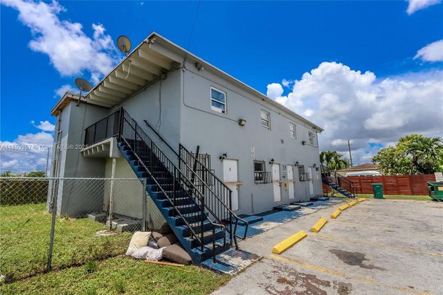 441 NW 12th St, Florida City, FL 33034