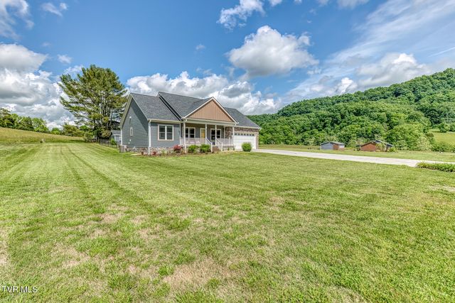1007 Deerfoot Circle, Rogersville, TN 37857