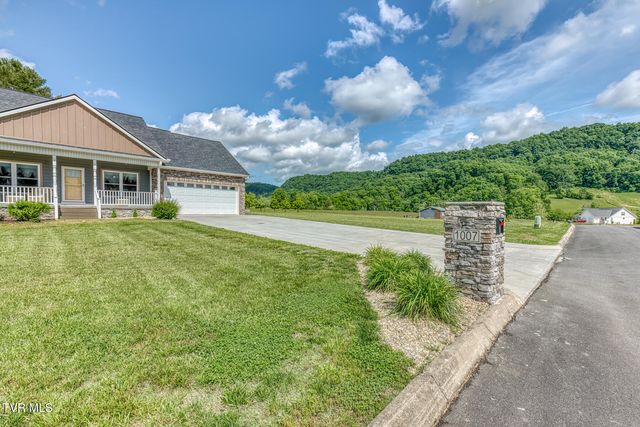 1007 Deerfoot Circle, Rogersville, TN 37857