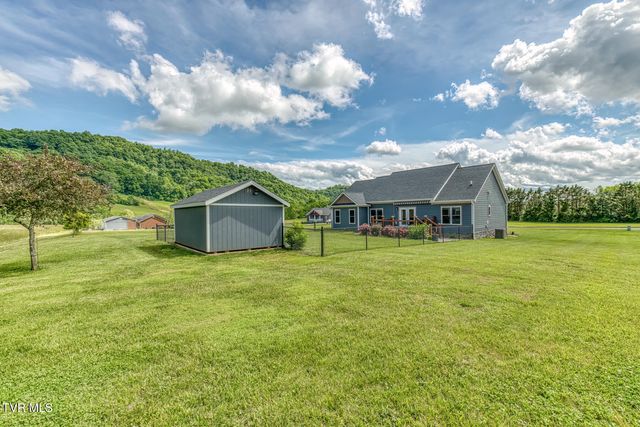 1007 Deerfoot Circle, Rogersville, TN 37857