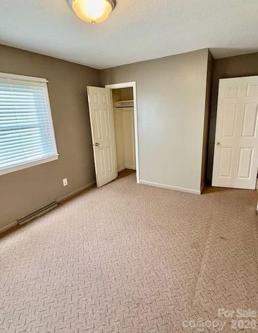 2120 Fallsdale Drive, Gastonia, NC 28052