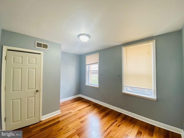 1704 N SYDENHAM ST, Philadelphia, PA 19121