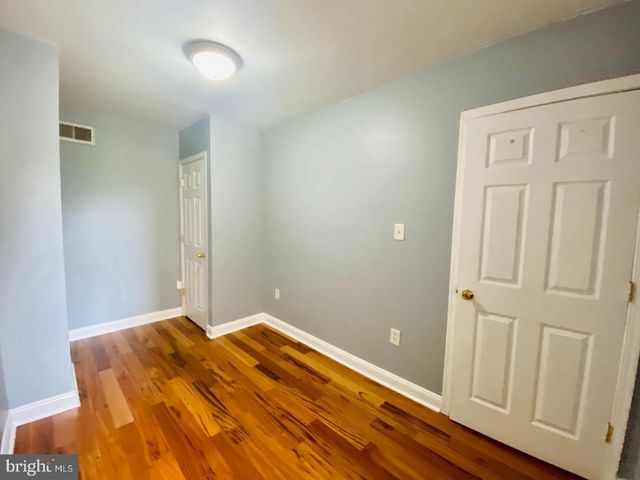 1704 N SYDENHAM ST, Philadelphia, PA 19121