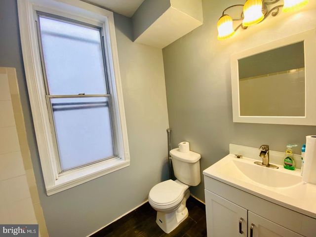 1704 N SYDENHAM ST, Philadelphia, PA 19121