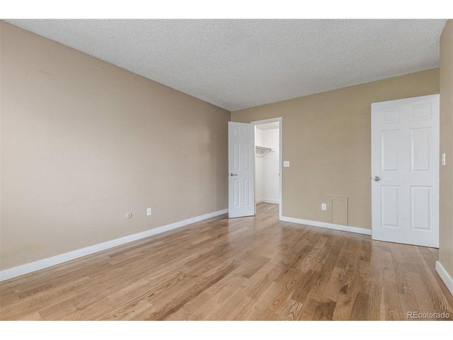 6992 S Knolls Way, Centennial, CO 80122