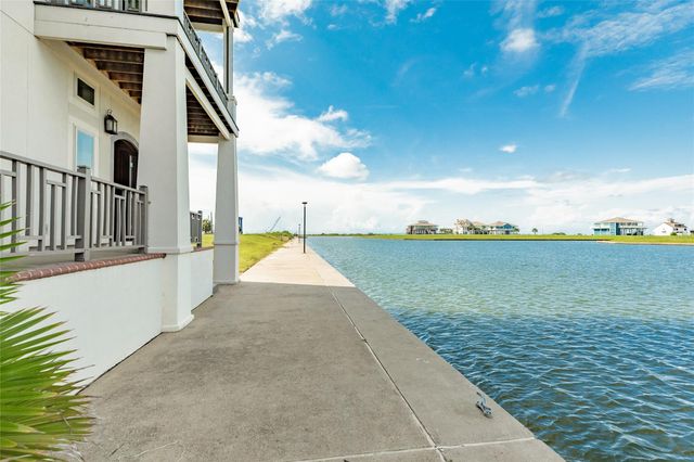 1406 17th Street, Port Bolivar, TX 77650