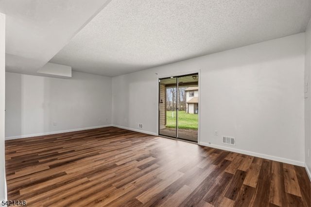 8401 Hana Rd, Edison Twp., NJ 08817