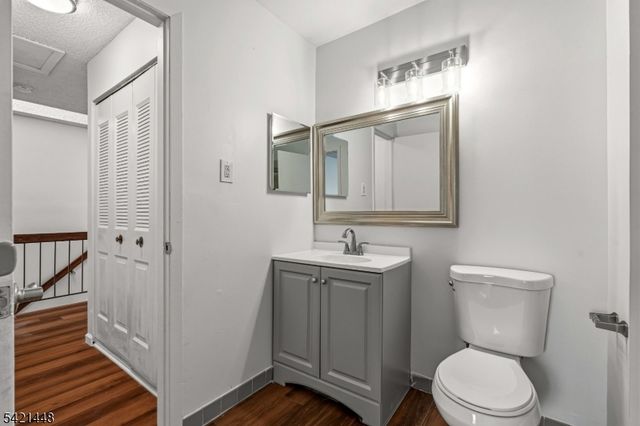 8401 Hana Rd, Edison Twp., NJ 08817