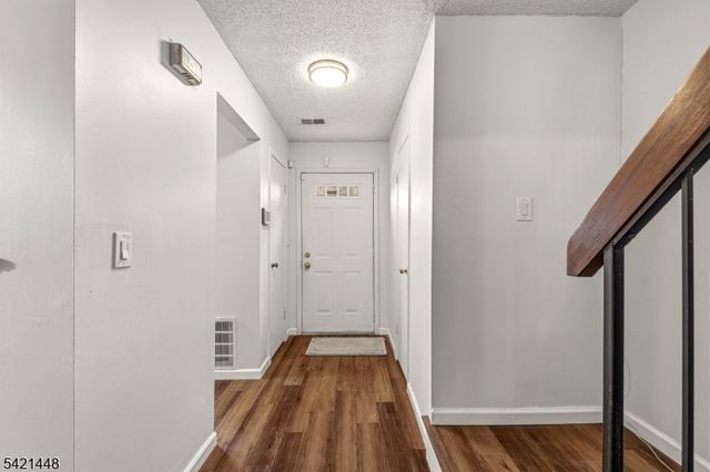 8401 Hana Rd, Edison Twp., NJ 08817