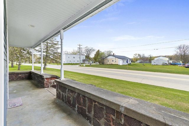 572 GREEN BAY AVENUE, Oconto Falls, WI 54154