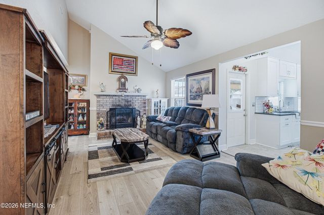 2028 CANYON RIM Place, Middleburg, FL 32068