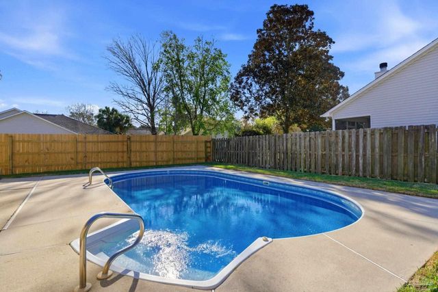 369 Mirabelle Dr, Pensacola, FL 32514